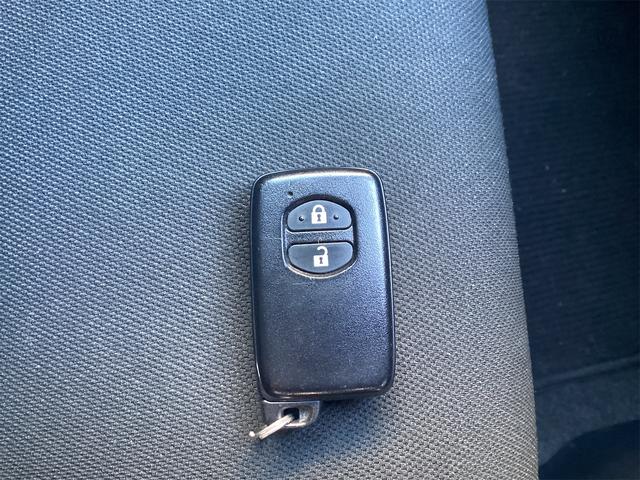 アクア Sスタイルブラック ETC バックカメラ ナビ TV クリアランスソナー レーンアシスト 衝突被害軽減システム アルミホイール オートマチックハイビーム オートライト スマートキー 電動格納ミラー(50枚目)