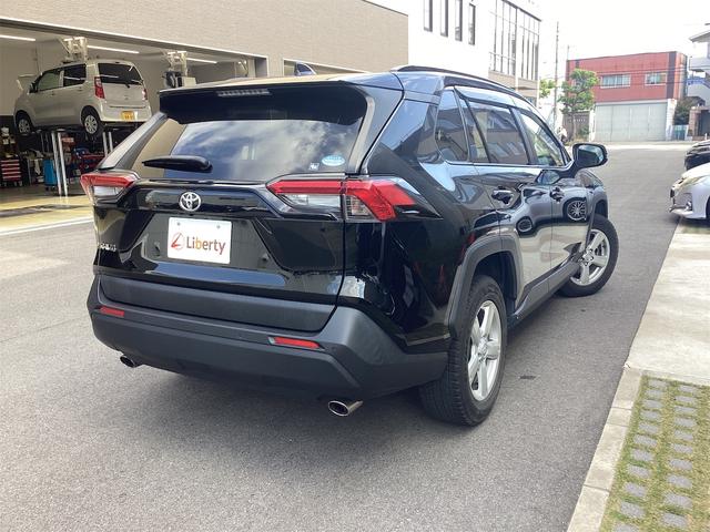 RAV4 X ETC バックカメラ クリアランスソナー オートクルーズコントロール レーンアシスト 衝突被害軽減システム サンルーフ ナビ TV オートマチックハイビーム オートライト LEDヘッドランプ(7枚目)