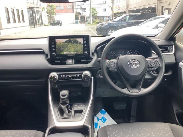 RAV4 X ETC バックカメラ クリアランスソナー オートクルーズコントロール レーンアシスト 衝突被害軽減システム サンルーフ ナビ TV オートマチックハイビーム オートライト LEDヘッドランプ(11枚目)