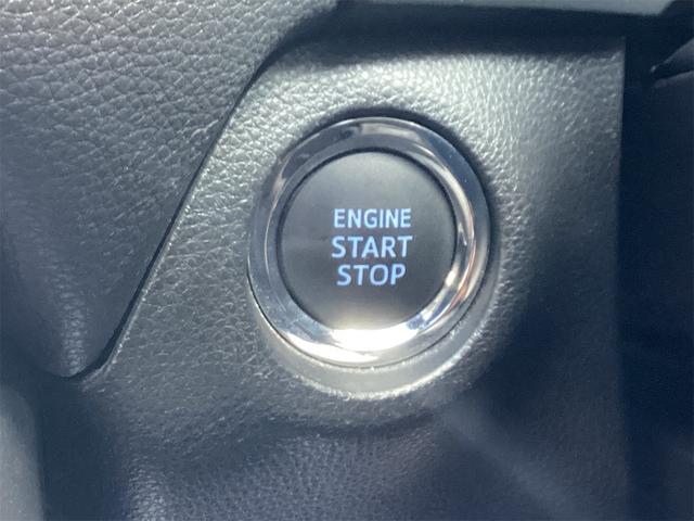 RAV4 X ETC バックカメラ クリアランスソナー オートクルーズコントロール レーンアシスト 衝突被害軽減システム サンルーフ ナビ TV オートマチックハイビーム オートライト LEDヘッドランプ(17枚目)