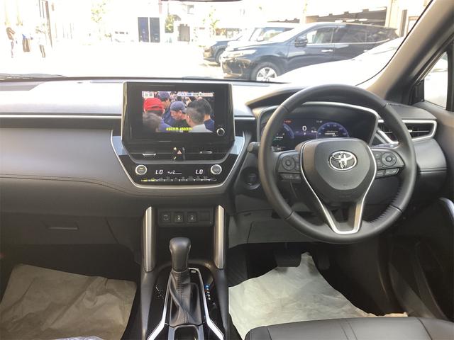 カローラクロス ハイブリッド Z バックカメラ クリアランスソナー オートクルーズコントロール レーンアシスト パワーシート 衝突被害軽減システム サンルーフ ナビ TV オートマチックハイビーム LEDヘッドランプ(12枚目)