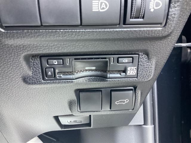 カローラクロス ハイブリッド Z バックカメラ クリアランスソナー オートクルーズコントロール レーンアシスト パワーシート 衝突被害軽減システム サンルーフ ナビ TV オートマチックハイビーム LEDヘッドランプ(17枚目)