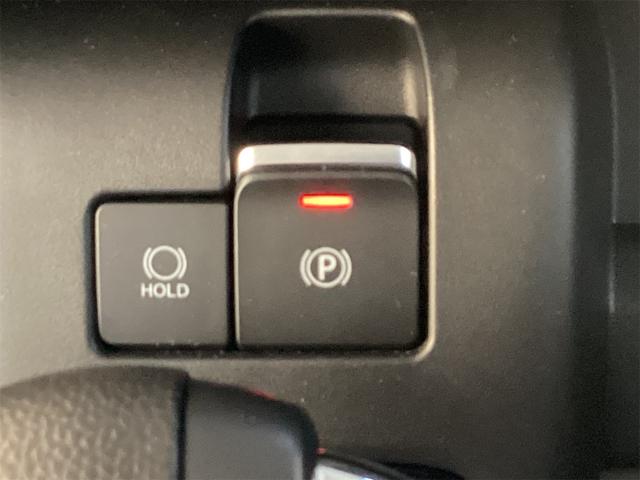 スペーシアギア ハイブリッドＸＺ　両側電動スライドドア　オートクルーズコントロール　オートライト　スマートキー　アイドリングストップ　電動格納ミラー　シートヒーター　ＣＶＴ　ＥＳＣ　オットマン　ルーフレール　アルミホイール　エアコン（11枚目）