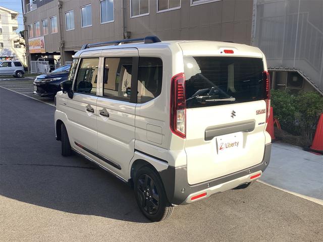 スペーシアギア ハイブリッドＸＺ　両側電動スライドドア　オートクルーズコントロール　オートライト　スマートキー　アイドリングストップ　電動格納ミラー　シートヒーター　ＣＶＴ　ＥＳＣ　オットマン　ルーフレール　アルミホイール　エアコン（21枚目）