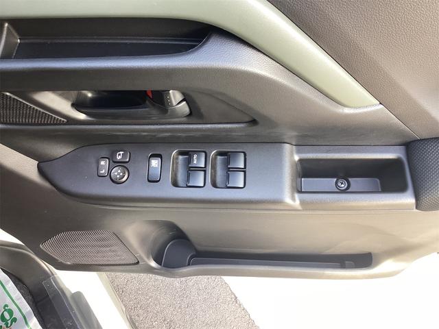 スペーシアギア ハイブリッドＸＺ　両側電動スライドドア　オートクルーズコントロール　オートライト　スマートキー　アイドリングストップ　電動格納ミラー　シートヒーター　ＣＶＴ　ＥＳＣ　オットマン　ルーフレール　アルミホイール　エアコン（44枚目）