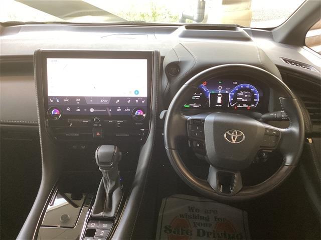 トヨタ アルファードハイブリッド 5枚目