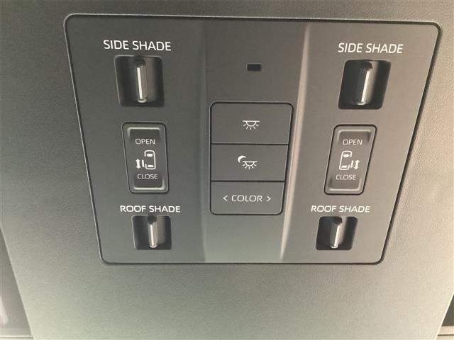 トヨタ アルファードハイブリッド 11枚目