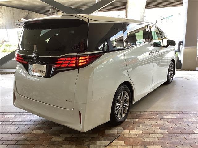 トヨタ アルファードハイブリッド 18枚目