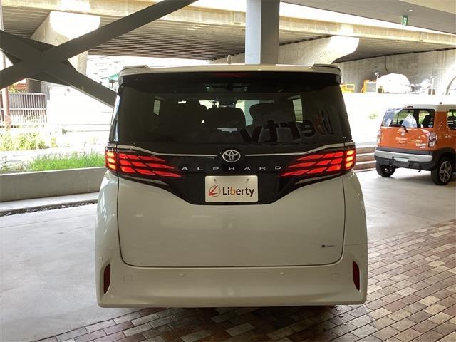 トヨタ アルファードハイブリッド 19枚目