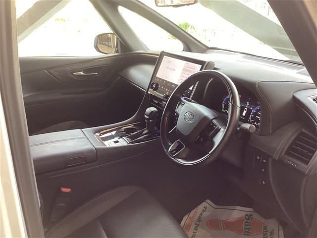 トヨタ アルファードハイブリッド 46枚目