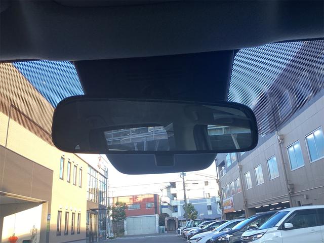 シエンタ ハイブリッドX クリアランスソナー オートクルーズコントロール レーンアシスト 衝突被害軽減システム 両側スライド・片側電動 オートマチックハイビーム オートライト LEDヘッドランプ スマートキー 電動格納ミラー(14枚目)