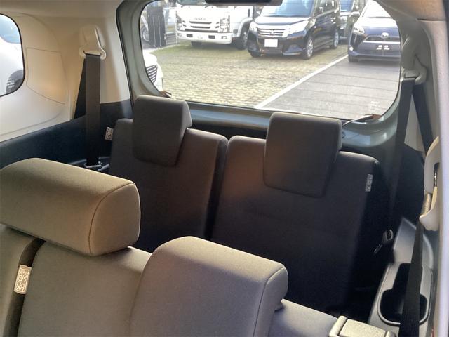 シエンタ ハイブリッドX クリアランスソナー オートクルーズコントロール レーンアシスト 衝突被害軽減システム 両側スライド・片側電動 オートマチックハイビーム オートライト LEDヘッドランプ スマートキー 電動格納ミラー(36枚目)