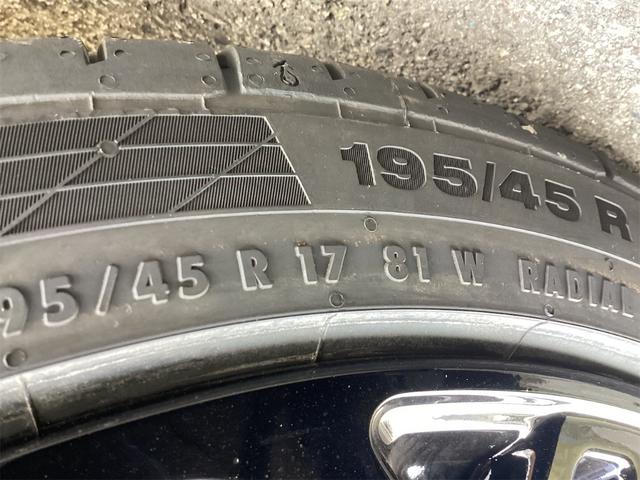 スイフトスポーツ ＺＣ３３Ｓ　ファイナルエディション　ＥＴＣ　バックカメラ　サイドカメラ　クリアランスソナー　オートクルーズコントロール　レーンアシスト　衝突被害軽減システム　アルミホイール　オートライト　ＬＥＤヘッドランプ　スマートキー　電動格納ミラー（18枚目）