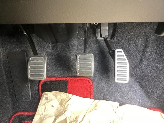 スイフトスポーツ ＺＣ３３Ｓ　ファイナルエディション　ＥＴＣ　バックカメラ　サイドカメラ　クリアランスソナー　オートクルーズコントロール　レーンアシスト　衝突被害軽減システム　アルミホイール　オートライト　ＬＥＤヘッドランプ　スマートキー　電動格納ミラー（41枚目）