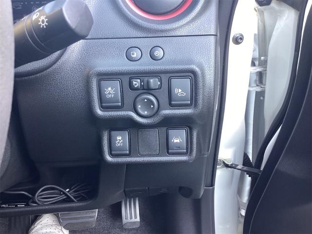 ノート ｅ－パワーニスモ　全周囲カメラ　純正ナビ　ＴＶ　クリアランスソナー　レーンアシスト　衝突被害軽減システム　アルミホイール　オートライト　スマートキー　電動格納ミラー　ＣＶＴ　盗難防止システム（8枚目）