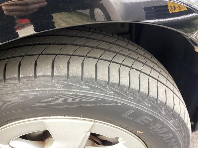 プリウス Ｓ　ＬＥＤエディション　ＥＴＣ　衝突被害軽減システム　ＴＶ　アルミホイール　ＬＥＤヘッドランプ　ヘッドライトウォッシャー　ＣＶＴ　スマートキー　アイドリングストップ　電動格納ミラー　盗難防止システム　ＣＤ（25枚目）