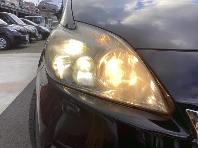 プリウス Ｓ　ＬＥＤエディション　ＥＴＣ　衝突被害軽減システム　ＴＶ　アルミホイール　ＬＥＤヘッドランプ　ヘッドライトウォッシャー　ＣＶＴ　スマートキー　アイドリングストップ　電動格納ミラー　盗難防止システム　ＣＤ（28枚目）