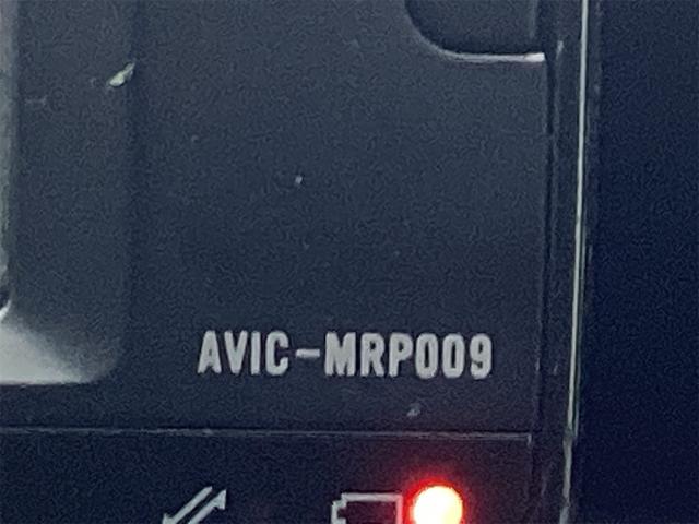 プリウス Ｓ　ＬＥＤエディション　ＥＴＣ　衝突被害軽減システム　ＴＶ　アルミホイール　ＬＥＤヘッドランプ　ヘッドライトウォッシャー　ＣＶＴ　スマートキー　アイドリングストップ　電動格納ミラー　盗難防止システム　ＣＤ（43枚目）