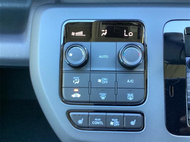 フリード クロスター　登録済未使用車　禁煙車　ＨｏｎｄａＳＥＮＳＩＮＧ　アダプティブクルーズコントロール　電子パーキング　ブラインドスポットモニター　両側自動ドア　ＬＥＤヘッドライト　スマートキー　プッシュスタート（16枚目）