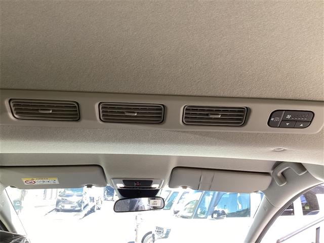 フリード クロスター　登録済未使用車　禁煙車　ＨｏｎｄａＳＥＮＳＩＮＧ　アダプティブクルーズコントロール　電子パーキング　ブラインドスポットモニター　両側自動ドア　ＬＥＤヘッドライト　スマートキー　プッシュスタート（44枚目）