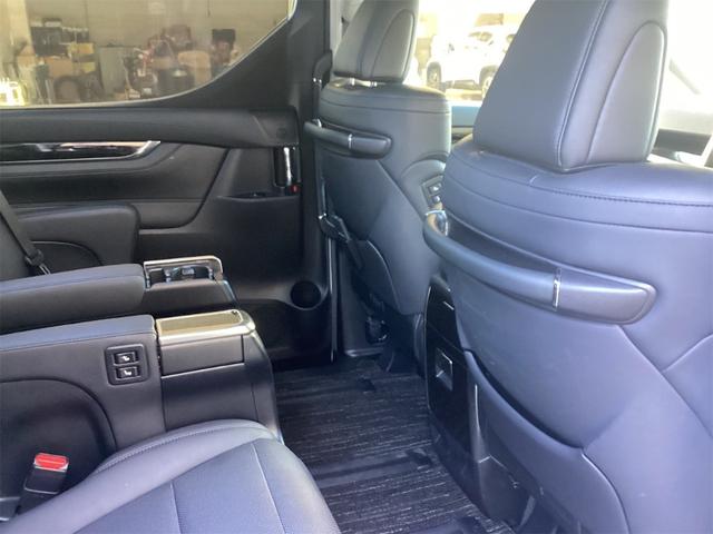 トヨタ アルファード 60枚目