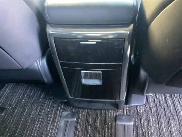 トヨタ アルファード 63枚目