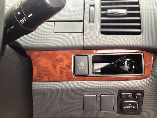 トヨタ エスティマ 29枚目