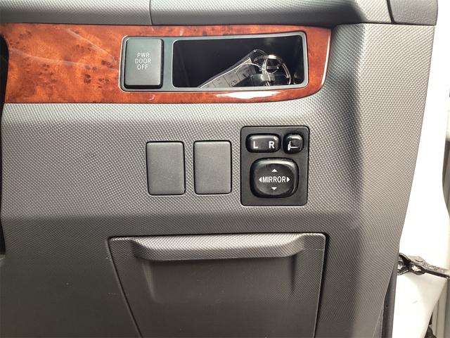 トヨタ エスティマ 30枚目