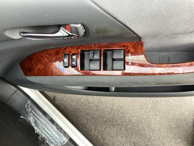 トヨタ エスティマ 31枚目