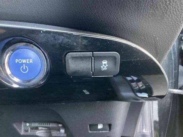 トヨタ プリウス 13枚目