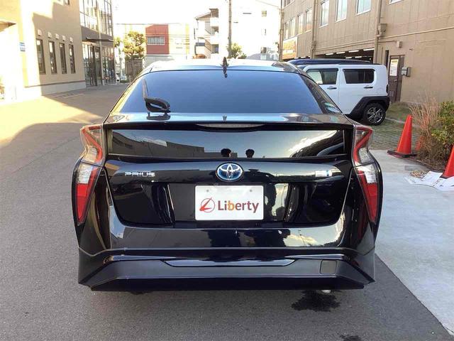 トヨタ プリウス 18枚目