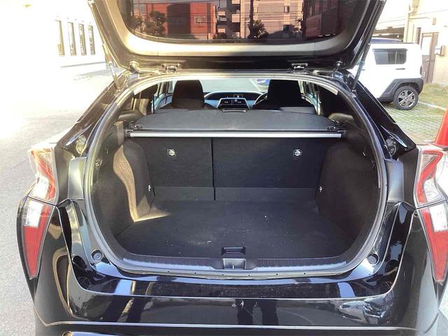 トヨタ プリウス 21枚目