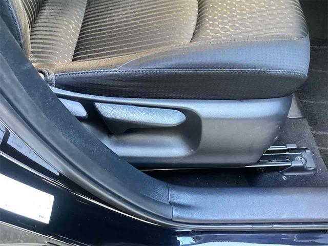 トヨタ プリウス 39枚目