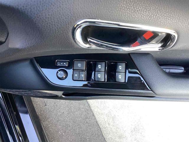 トヨタ プリウス 42枚目