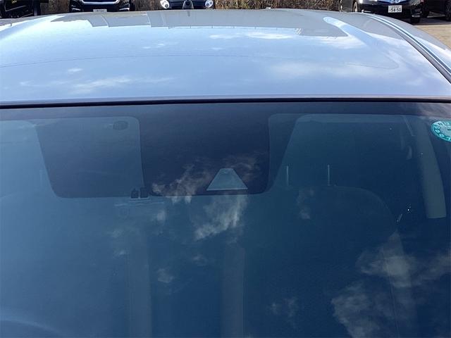 ノート e-パワー メダリスト 衝突軽減B 純正ナビ TV アラウンドビューモニター ETC クルーズコントロール 革巻きステアリング スマートキー プッシュスタート ステアリングスイッチ オートライト 純正アルミホイール(25枚目)