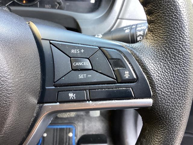 ノート e-パワー メダリスト 衝突軽減B 純正ナビ TV アラウンドビューモニター ETC クルーズコントロール 革巻きステアリング スマートキー プッシュスタート ステアリングスイッチ オートライト 純正アルミホイール(43枚目)