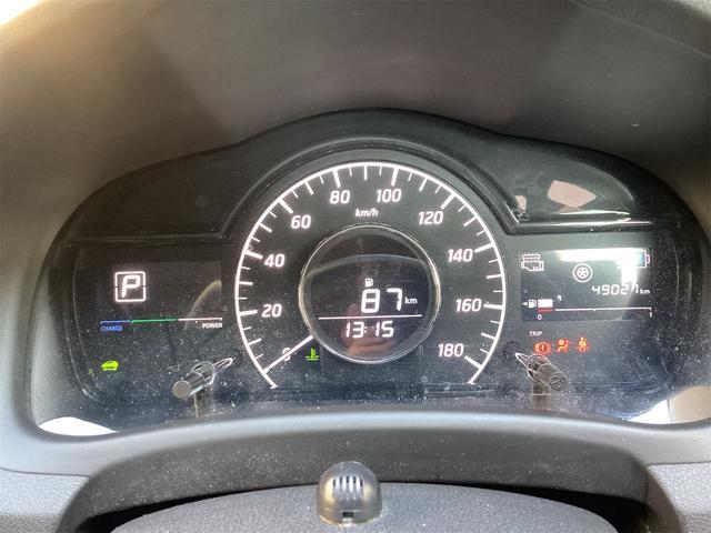 ノート e-パワー メダリスト 衝突軽減B 純正ナビ TV アラウンドビューモニター ETC クルーズコントロール 革巻きステアリング スマートキー プッシュスタート ステアリングスイッチ オートライト 純正アルミホイール(44枚目)