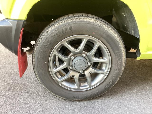 ジムニー XC 4WD 衝突軽減B 社外ナビ TV Bカメラ ETC LEDヘッドライト フォグライト クルーズコントロール 革巻きステアリング スマートキー プッシュスタート 純正アルミホイール(35枚目)