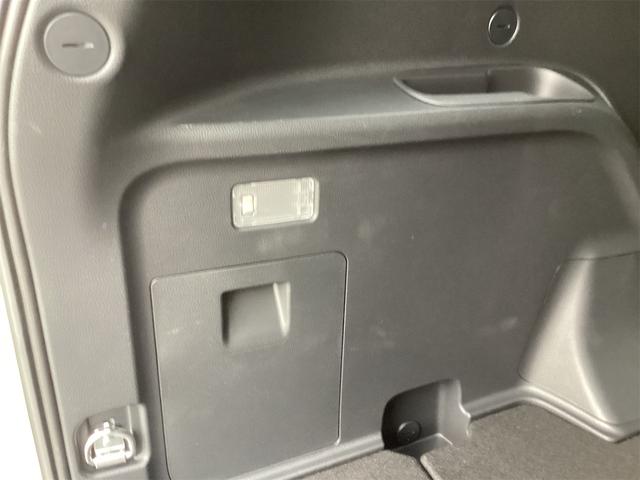 シエンタ ハイブリッドZ ETC 全周囲カメラ ナビ TV クリアランスソナー オートクルーズコントロール レーンアシスト 衝突被害軽減システム 両側電動スライドドア オートマチックハイビーム オートライト LEDヘッドランプ(32枚目)