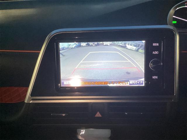 シエンタ ハイブリッドG クエロ トヨタセーフティセンス 純正ナビ Bluetooth対応 Bカメラ ETC 両側自動ドア スマートキー プッシュスタート ステアリングスイッチ 社外アルミホイール 電動格納ミラー(10枚目)