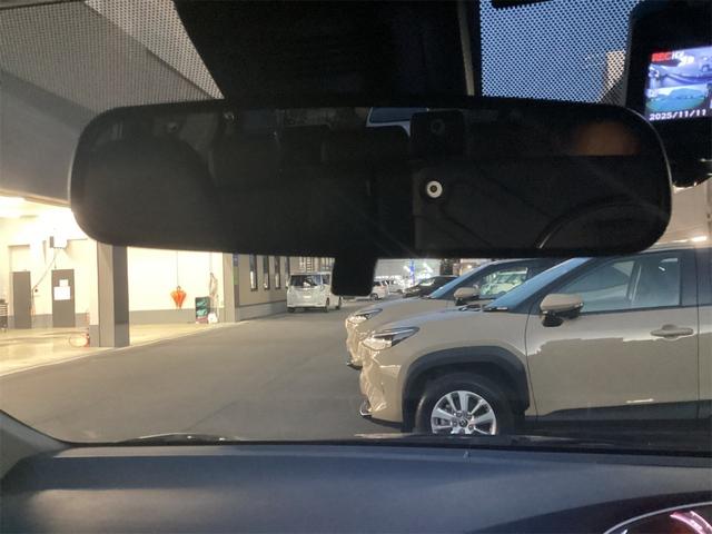 シエンタ ハイブリッドG クエロ トヨタセーフティセンス 純正ナビ Bluetooth対応 Bカメラ ETC 両側自動ドア スマートキー プッシュスタート ステアリングスイッチ 社外アルミホイール 電動格納ミラー(45枚目)