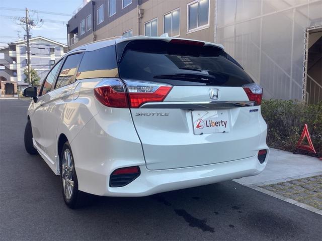 シャトル ハイブリッドZ 安心パッケージ 純正ナビ TV Bカメラ ETC LEDヘッドライト クルーズコントロール パドルシフト 革巻きステアリング スマートキー プッシュスタート 純正アルミホイール 電動格納ミラー(24枚目)