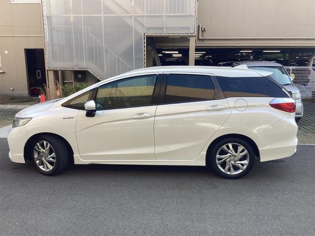 シャトル ハイブリッドZ 安心パッケージ 純正ナビ TV Bカメラ ETC LEDヘッドライト クルーズコントロール パドルシフト 革巻きステアリング スマートキー プッシュスタート 純正アルミホイール 電動格納ミラー(30枚目)