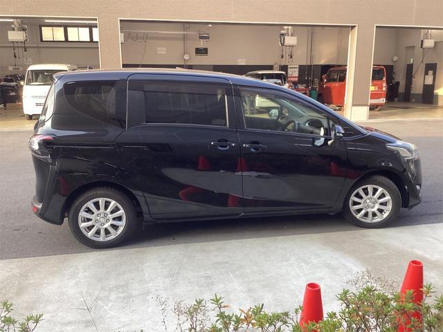 シエンタ G 純正ナビ TV Bカメラ ETC 両側自動ドア スマートキー プッシュスタート アイドリングストップ 革巻きステアリング 社外アルミホイール ステアリングスイッチ 電動格納ミラー(17枚目)