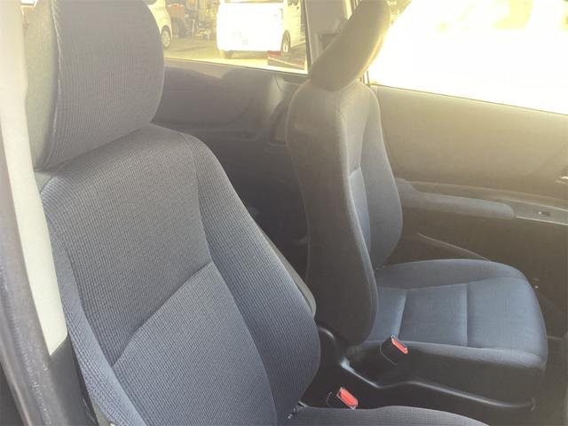 シエンタ G 純正ナビ TV Bカメラ ETC 両側自動ドア スマートキー プッシュスタート アイドリングストップ 革巻きステアリング 社外アルミホイール ステアリングスイッチ 電動格納ミラー(32枚目)