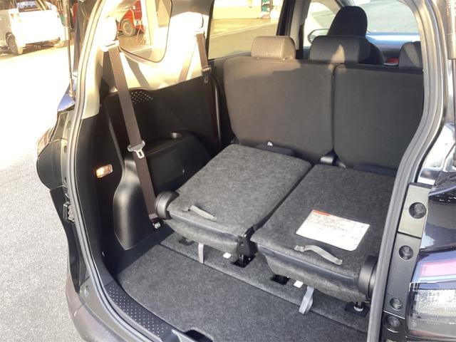 シエンタ G 純正ナビ TV Bカメラ ETC 両側自動ドア スマートキー プッシュスタート アイドリングストップ 革巻きステアリング 社外アルミホイール ステアリングスイッチ 電動格納ミラー(35枚目)