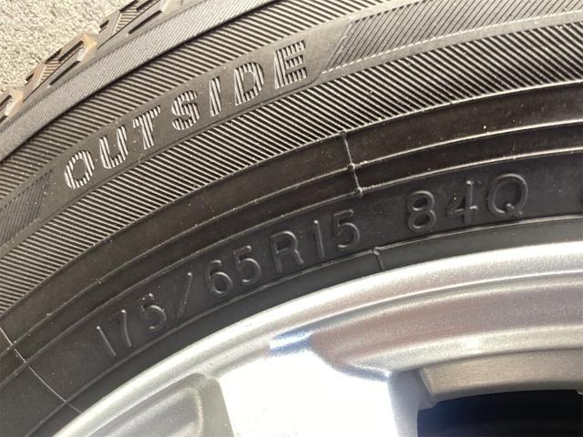 シエンタ G 純正ナビ TV Bカメラ ETC 両側自動ドア スマートキー プッシュスタート アイドリングストップ 革巻きステアリング 社外アルミホイール ステアリングスイッチ 電動格納ミラー(38枚目)