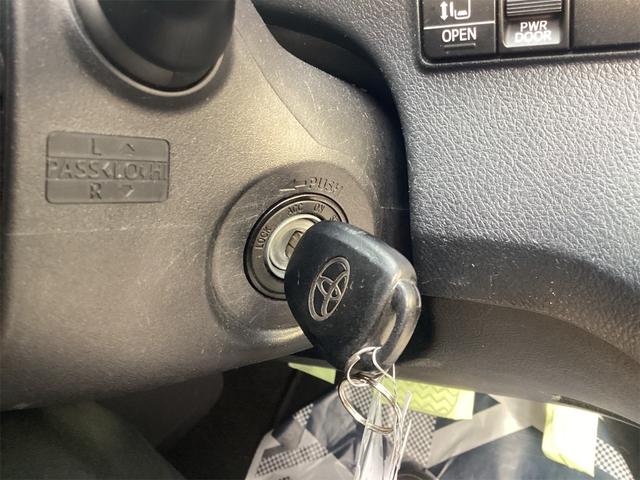 シエンタ X 後期モデル トヨタセーフティセンス 左パワースライドドア ステアリングスイッチ ETC ヘッドライトレベライザー ハロゲンヘッドライト(13枚目)