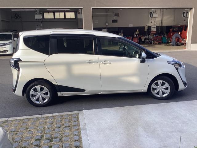 シエンタ X 後期モデル トヨタセーフティセンス 左パワースライドドア ステアリングスイッチ ETC ヘッドライトレベライザー ハロゲンヘッドライト(17枚目)