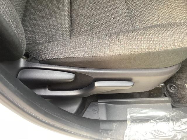 シエンタ X 後期モデル トヨタセーフティセンス 左パワースライドドア ステアリングスイッチ ETC ヘッドライトレベライザー ハロゲンヘッドライト(39枚目)